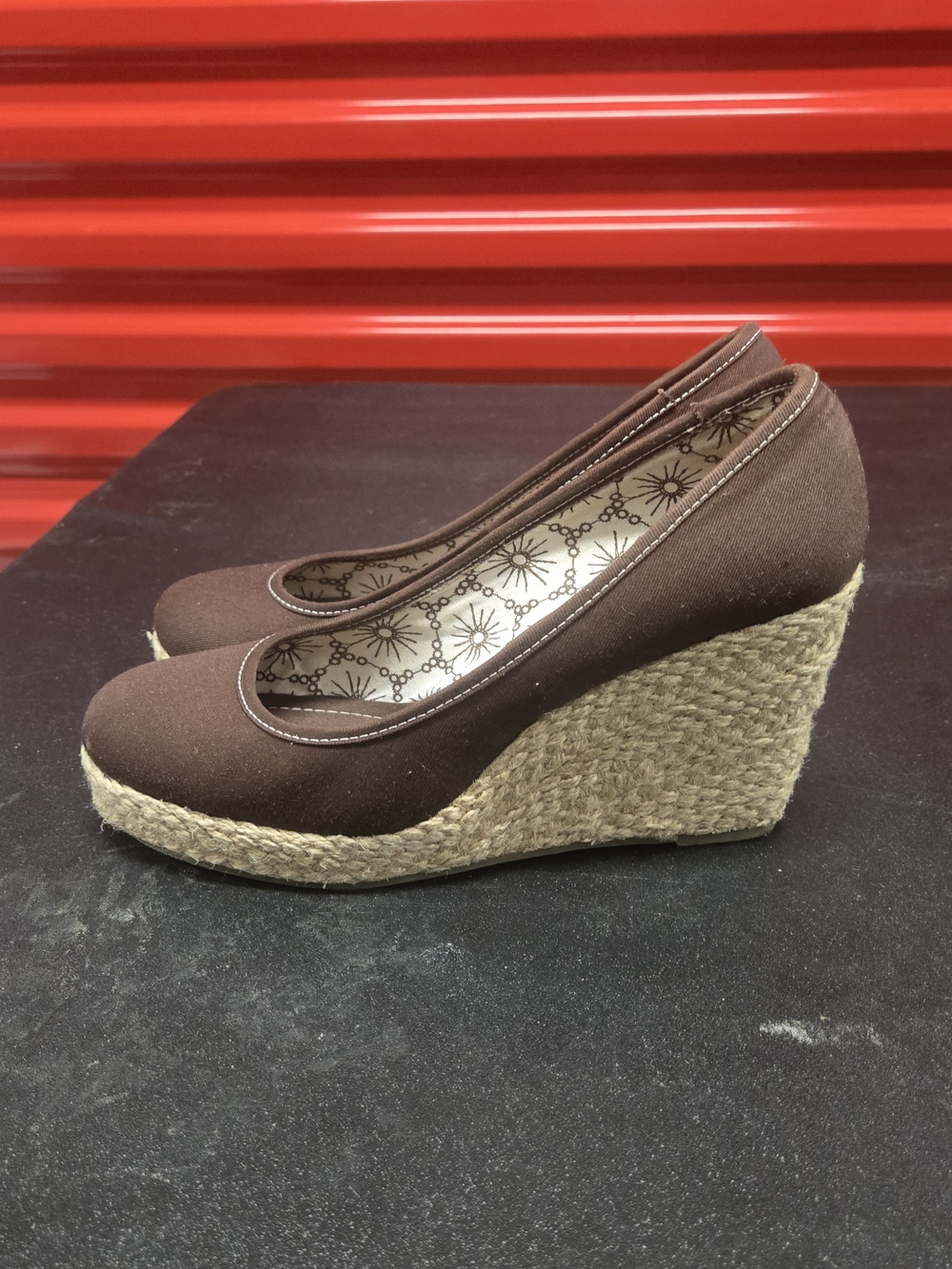 Women's Brown Espadrille Wedge Pumps Size 8